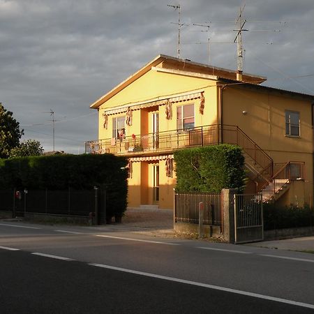 ロゾリーナ Casa Orianaヴィラ エクステリア 写真