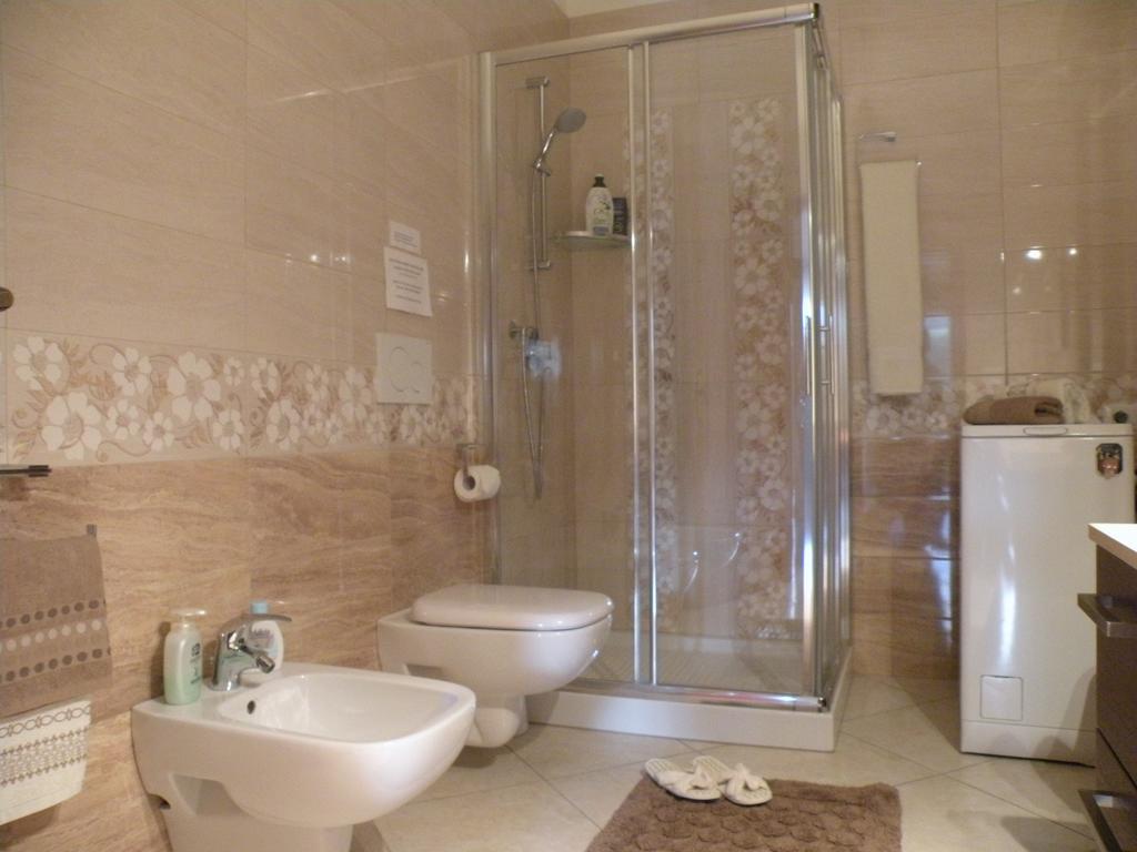 ロゾリーナ Casa Orianaヴィラ エクステリア 写真