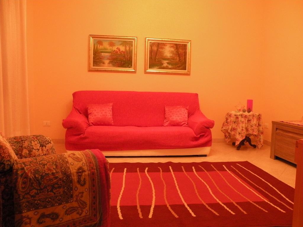 ロゾリーナ Casa Orianaヴィラ エクステリア 写真
