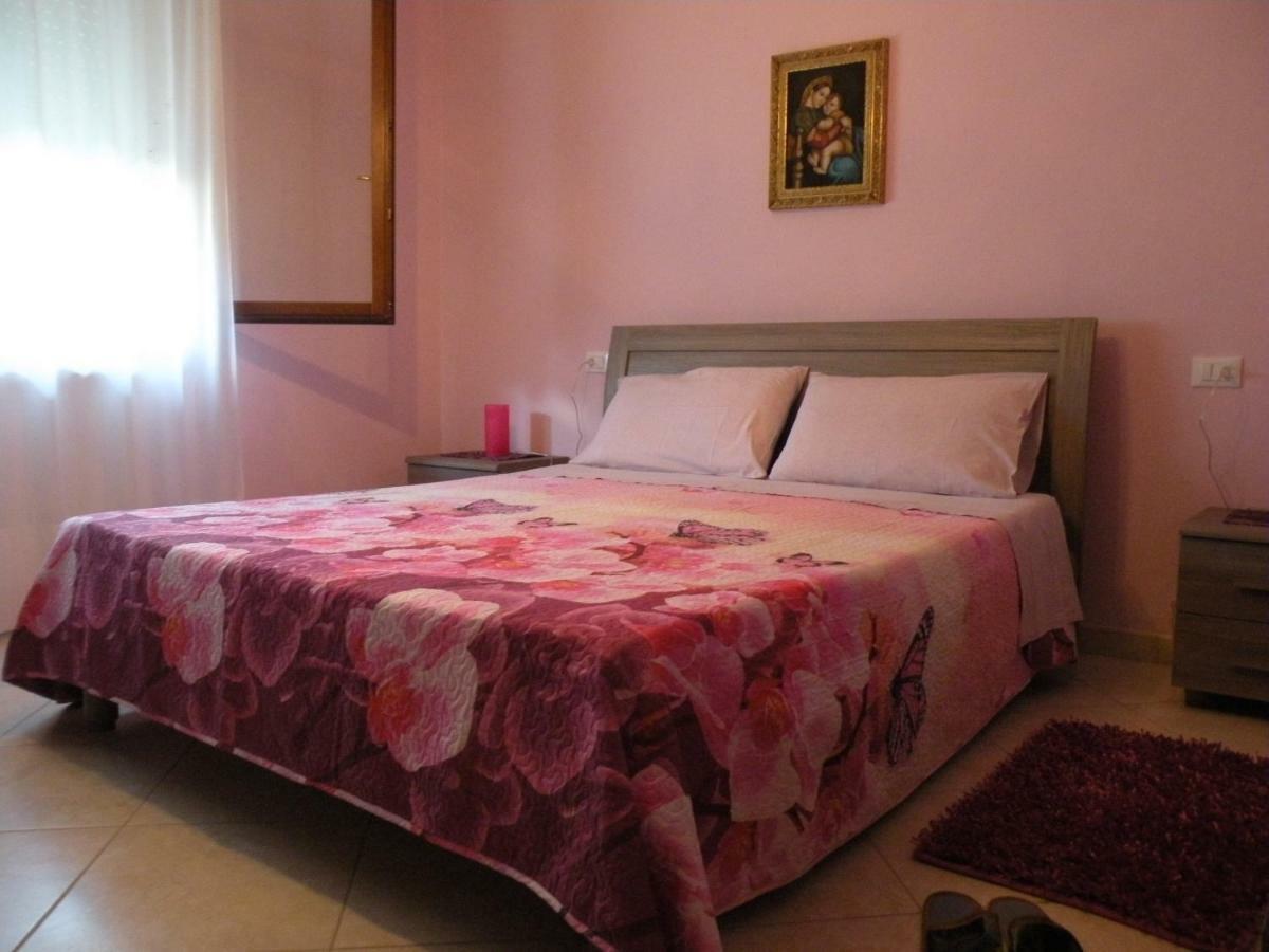 ロゾリーナ Casa Orianaヴィラ エクステリア 写真